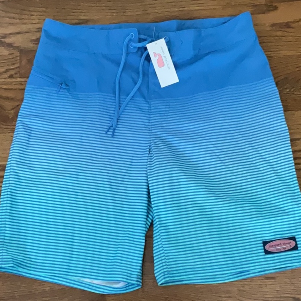 NWT Vineyard Vines Blue Gradient Board Shorts Swimwear